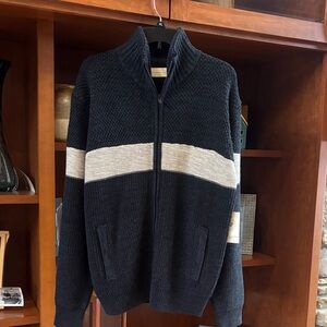 NWT AP Across the Pond ZipUp Men’s Large Cardigan Sweater Navy/Tan/Cream